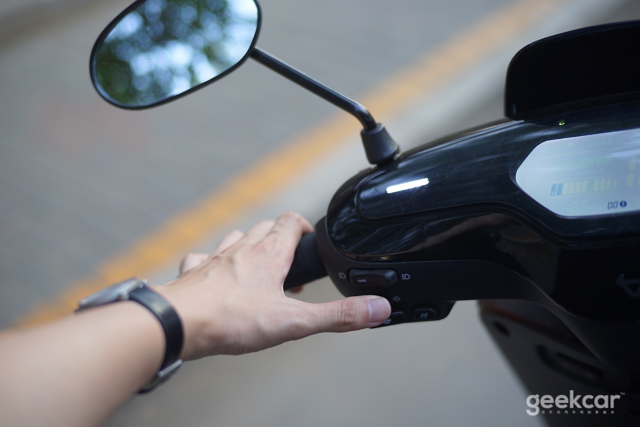 骑过200公里小牛M1后，我来告诉你它是一辆怎样的车