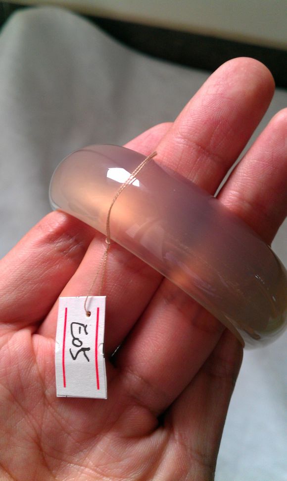 玉缺水后会是什么样,容易失水的玉