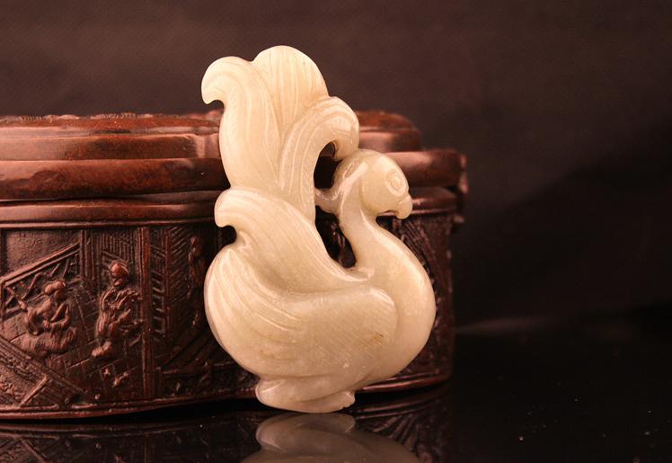 玉怎么戴会越来越透,买玉时不谨慎摔碎了怎么处理