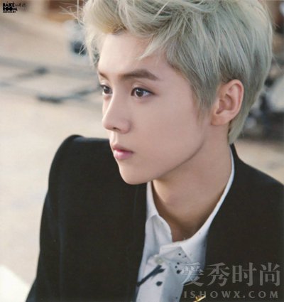 鹿晗生日粉丝投屏,鹿晗生日霸屏模式