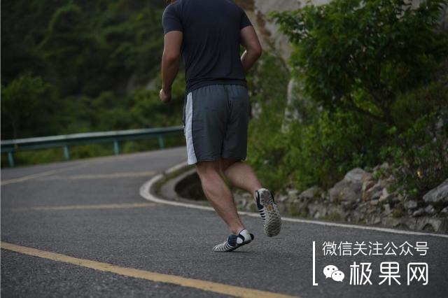 耐克最耐磨最舒适的跑步鞋,你穿过的跑鞋哪一款最舒服