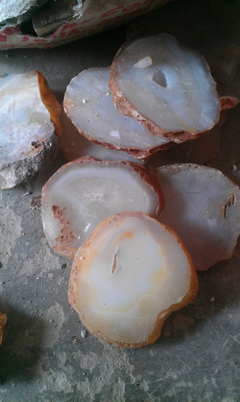 玉缺水后会是什么样,容易失水的玉