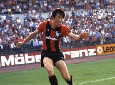 他是20世纪亚洲最佳球员，德甲MVP，惨遭韩国足协执教禁令！