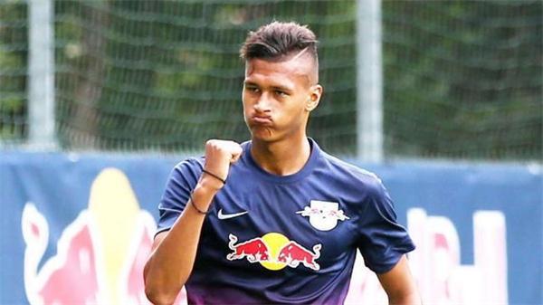 7年跳4级，牛气冲天的小学生要宣战拜仁