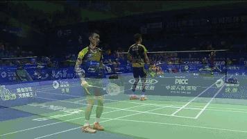 高远球最通俗易懂的讲解,高远球技术动作掌握的好坏