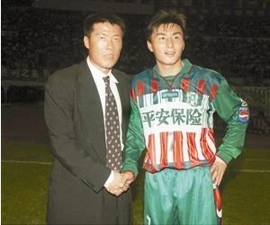 他是20世纪亚洲最佳球员，德甲MVP，惨遭韩国足协执教禁令！