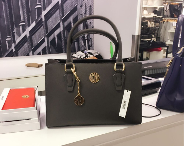 买包推荐品牌轻奢,买包大牌推荐