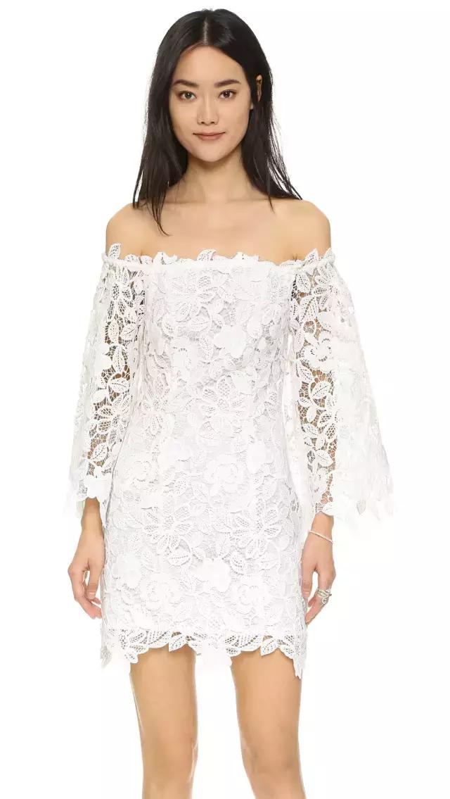 潮流入货｜准备好让“一字肩”闯入你的生活了吗？