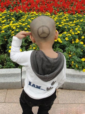 适合小宝宝短头发的发型,今年夏季最流行的儿童发型