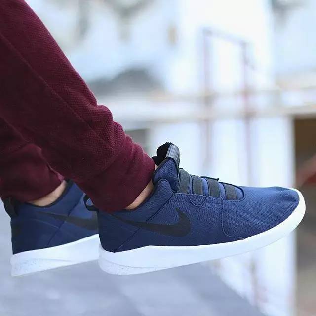 吕布与赵云大战谁厉害,吕布大战赵云谁厉害视频