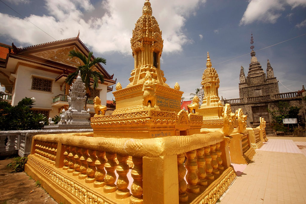 去柬埔寨需要哪些关注事项 (首次去柬埔寨一定要知道的那些事)