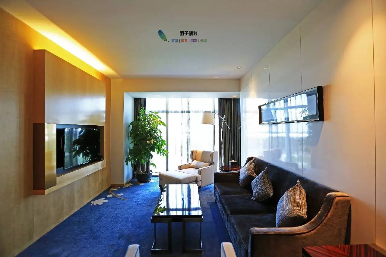 这一趟旅程，从机场铂尔曼开始