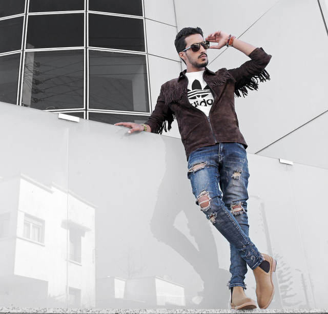 这才是正确穿裤子的方法,男生正确的穿裙子和裤袜