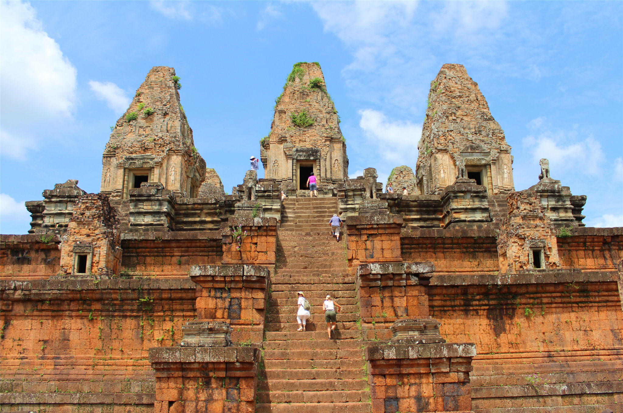 去柬埔寨需要哪些关注事项 (首次去柬埔寨一定要知道的那些事)