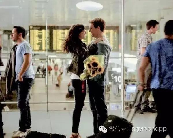 男人生气的时候女生该怎么做,男人生气该怎么跟女人发火