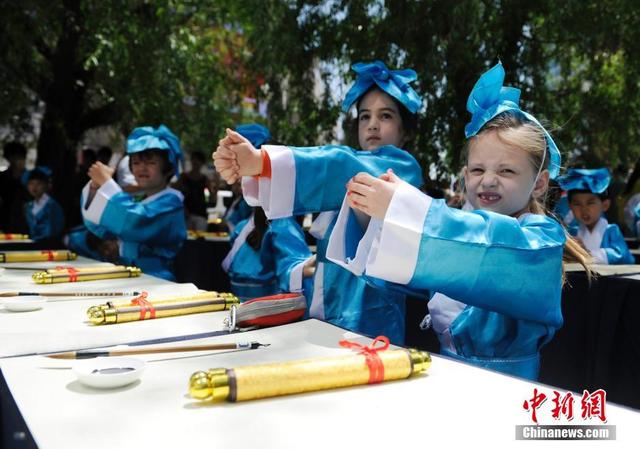 国内外萌娃,中外萌娃在中国