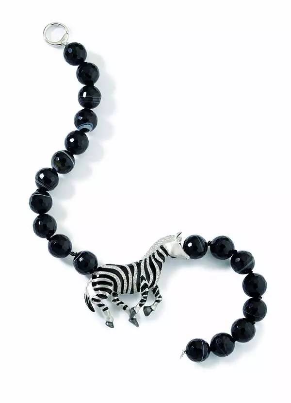 为了庆祝儿童节，珠宝界搬来了整个动物园