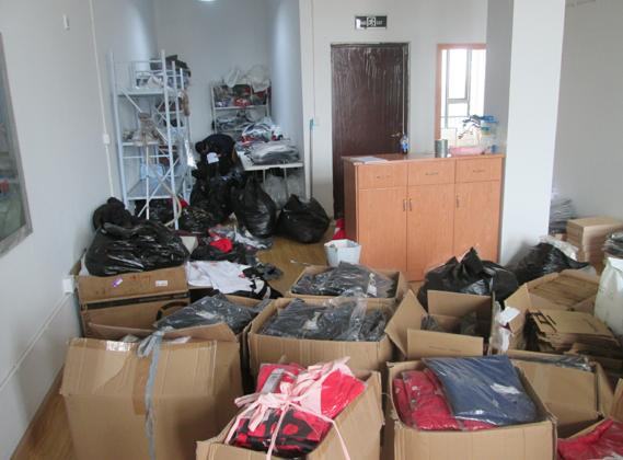 优衣库联名纪梵希,海淘纪梵希衣服