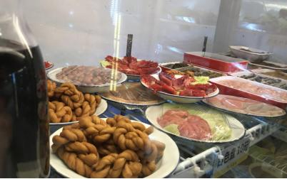 重庆串串火爆探店,重庆有哪些火爆的串串店