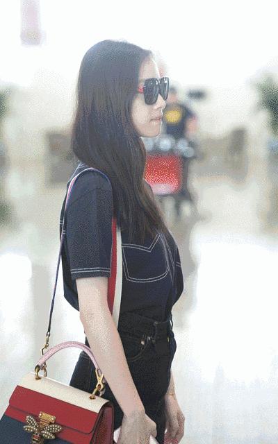 让明星戴墨镜,太阳镜绝对的时尚必备单品