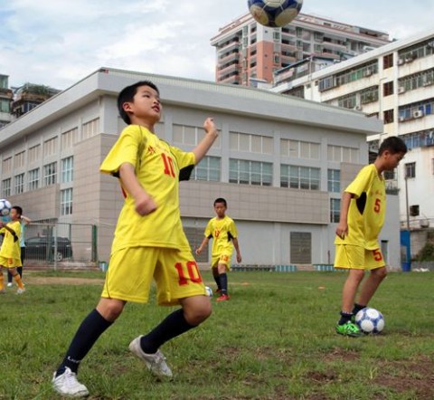 喊出“涯喺客家人”这一声，客家足球等待了28年