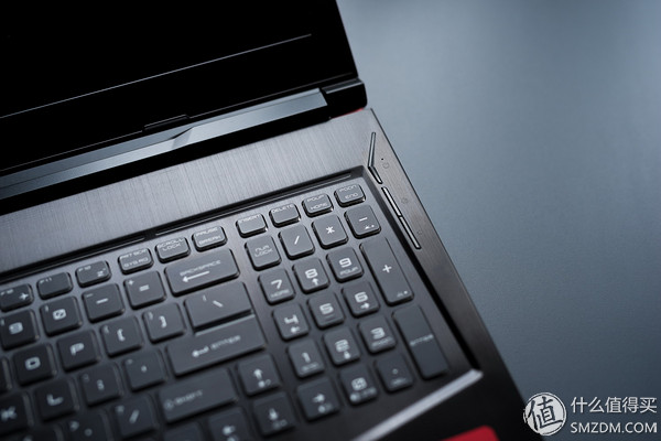 显卡疯涨？要不就买一台自带GTX1070的笔记本：MSI微星GE63VR