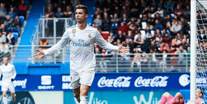 c罗停球后连续踩单车然后射门,皇马齐达内c罗胸部停球凌空破门