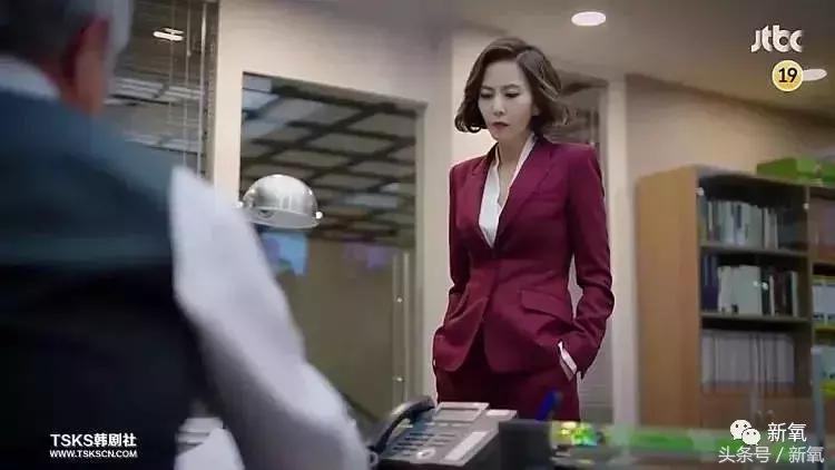 曾陷入小三、被*养包**传闻的女神公开承认整形，依然吊打少女幂和糖