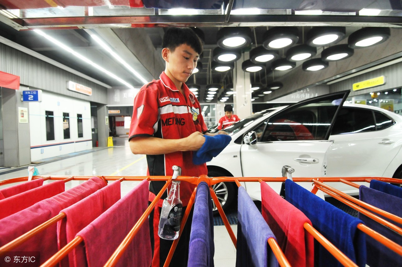 想学汽车美容应该学哪个专业,想开汽车美容店去哪里学专业技术