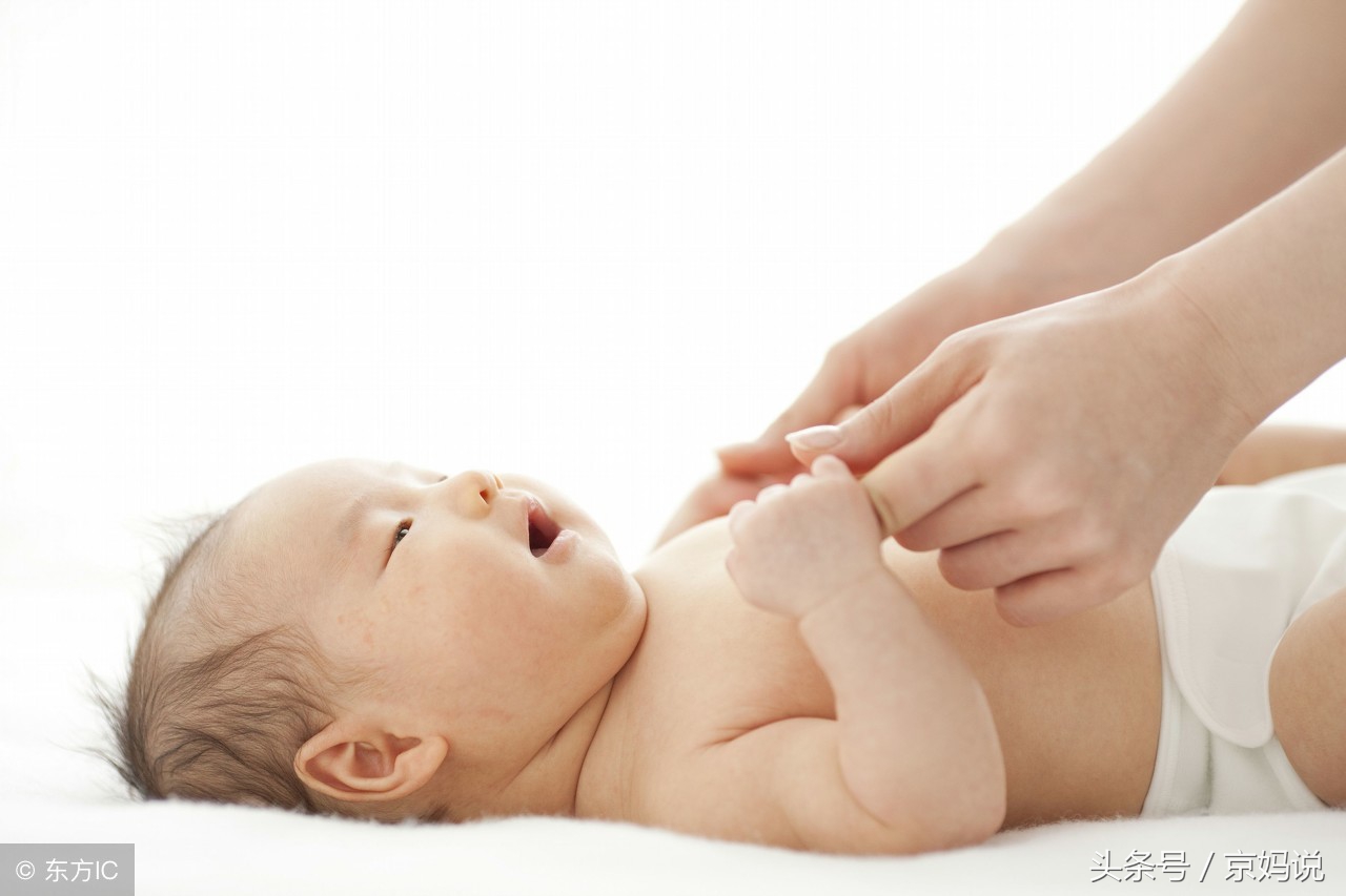 第一次长了痱子,一月龄宝宝长好多痱子怎么消除