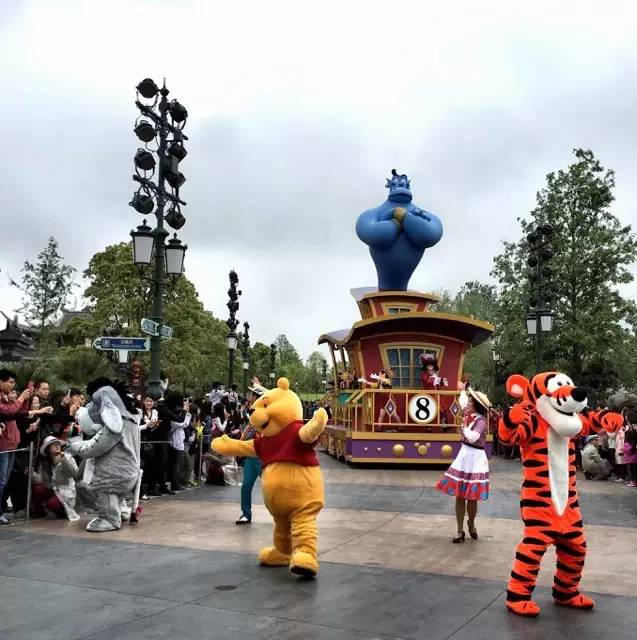 上海迪士尼乐园游玩顺序攻略,上海迪士尼乐园攻略和关注事项