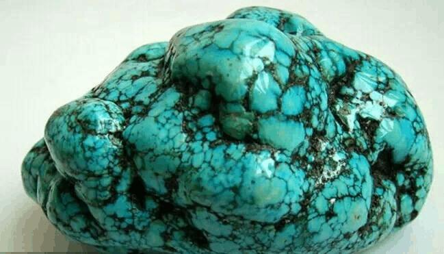 真正的纯天然玉石原石图片,各种玉原石图片大全集