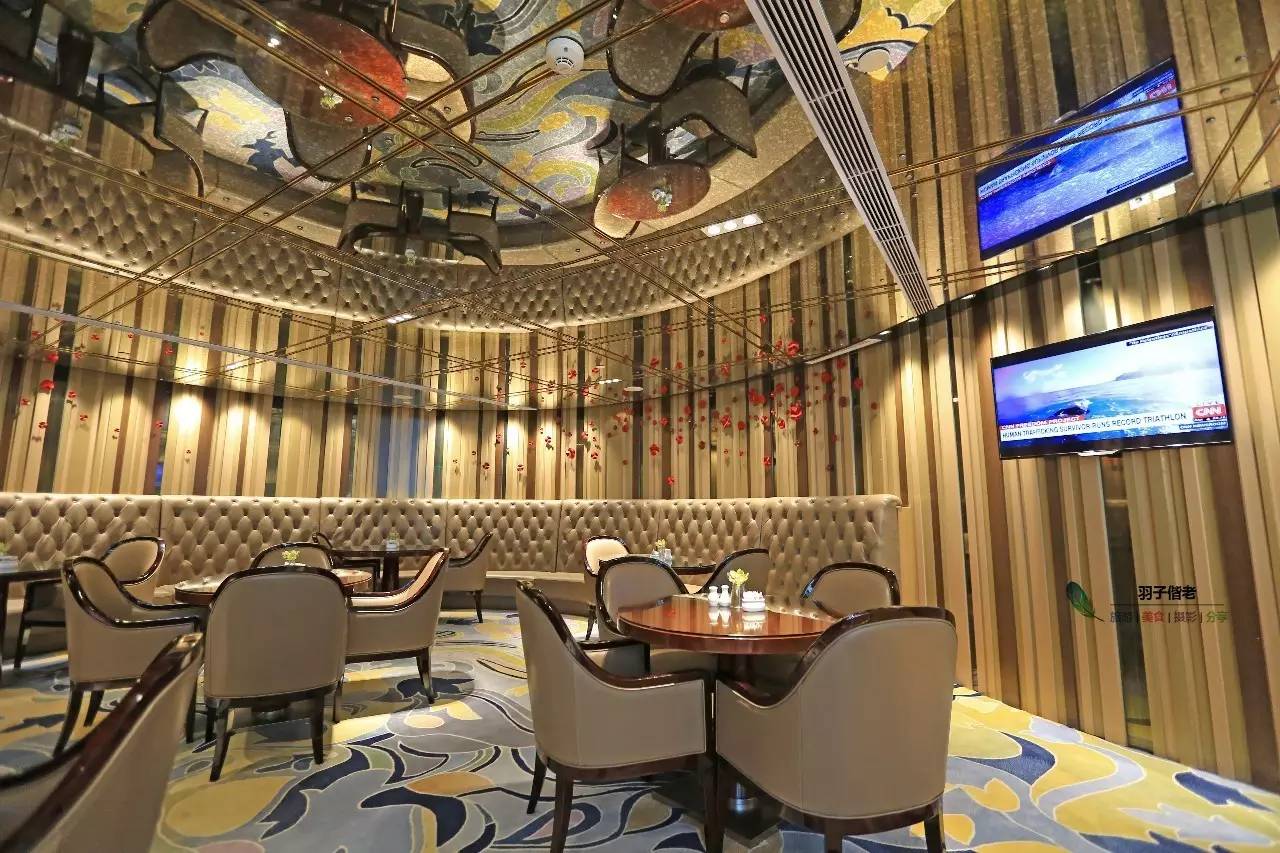 这一趟旅程，从机场铂尔曼开始