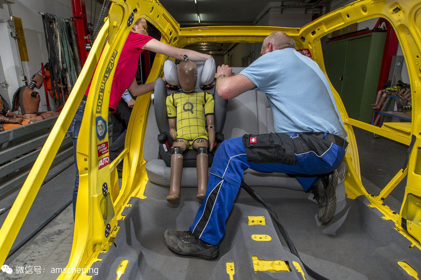 儿童座椅安在哪个位置最安全,儿童座椅买哪家的好