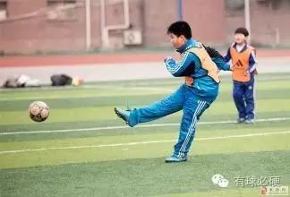 足球从小孩抓起,足球从娃娃抓起完整版