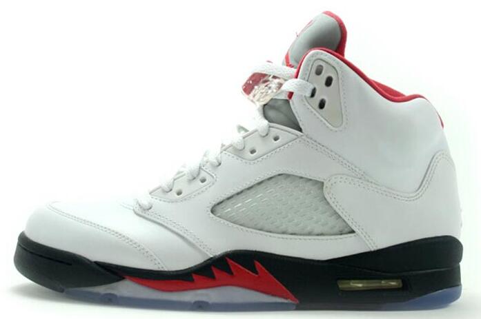 aj5内马尔球鞋,足球明星穿哪双足球鞋