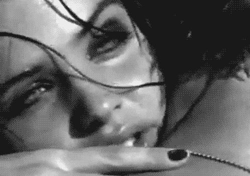 她曾是一个时代的顶级超模现在48岁的她活得让少女都眼红