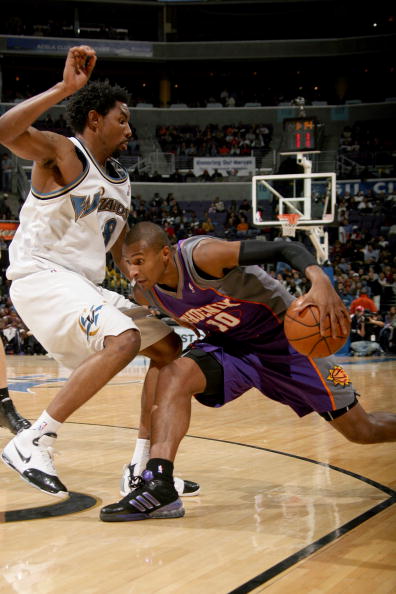 从小赤脚,从小就光脚