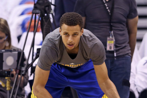 「前方」雷霆万钧中，卫冕冠军丢了魂