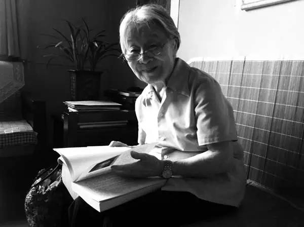 杨绛先生的墓志铭 (杨绛先生送给世人的3条处世哲学)