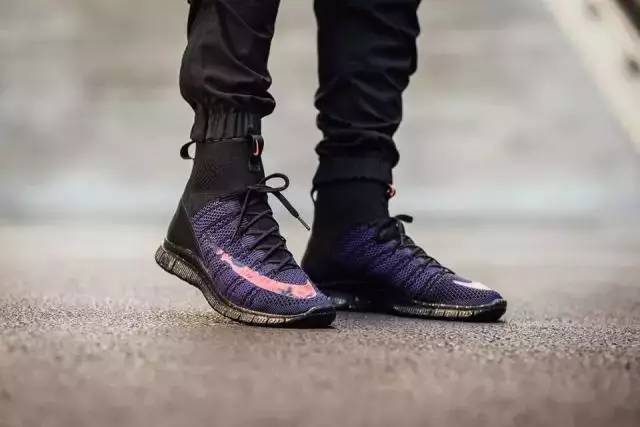 吕布与赵云大战谁厉害,吕布大战赵云谁厉害视频