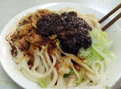 资深吃货看过来，catch一条被轻忽的美食老街--红专南路