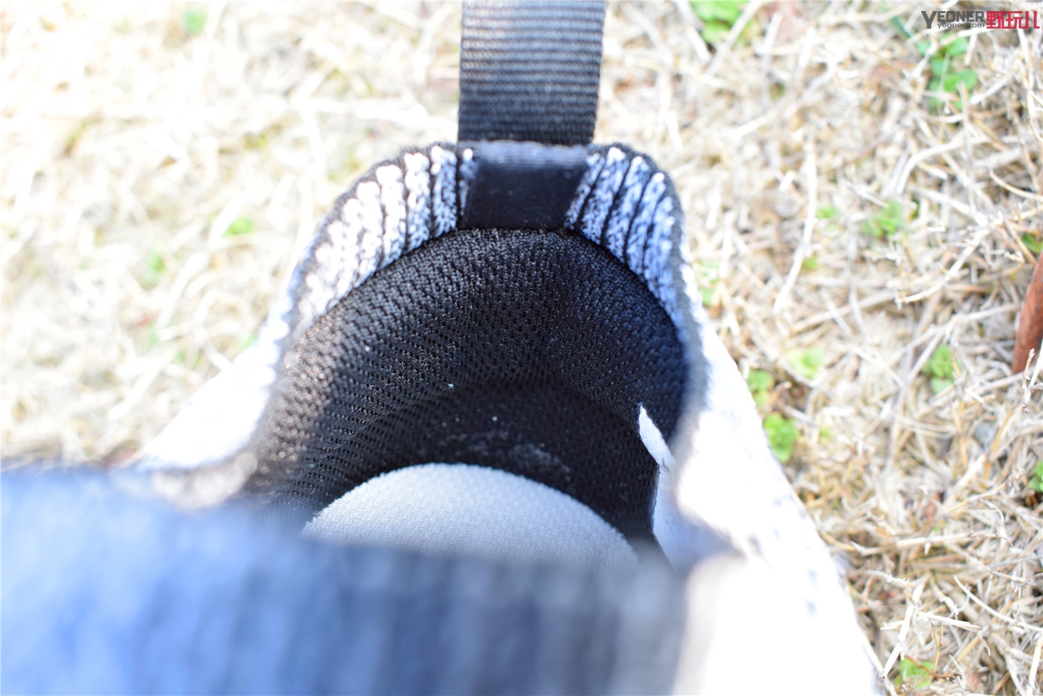 穿马拉松袜子跑步脚疼,李宁跑鞋袜套式