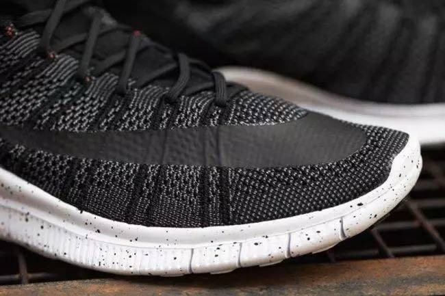 吕布与赵云大战谁厉害,吕布大战赵云谁厉害视频