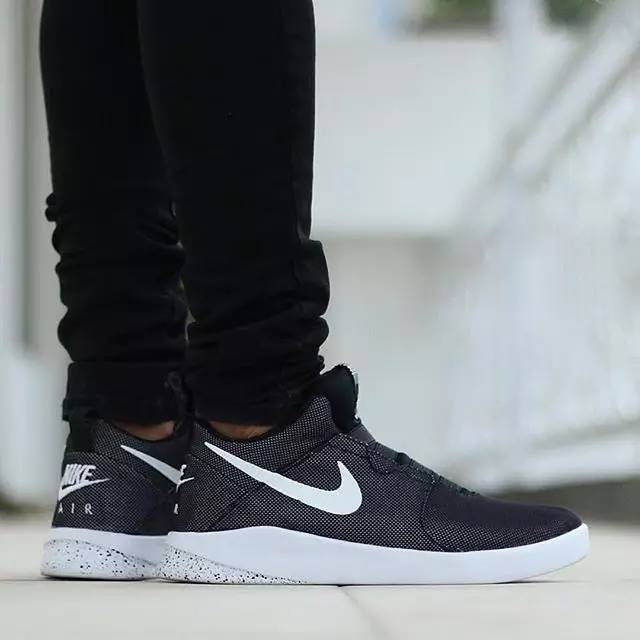 吕布与赵云大战谁厉害,吕布大战赵云谁厉害视频