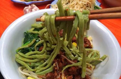 资深吃货看过来，catch一条被轻忽的美食老街--红专南路