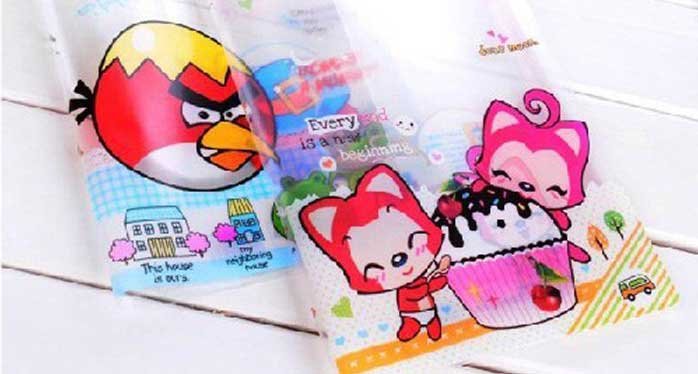 小朋友手上长红色大疙瘩,4岁男孩手上长满了小红疙瘩