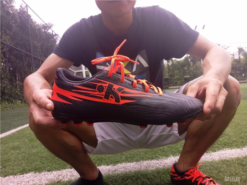 迪卡侬入门级宽脚足球鞋,迪卡侬足球鞋kipstaagility