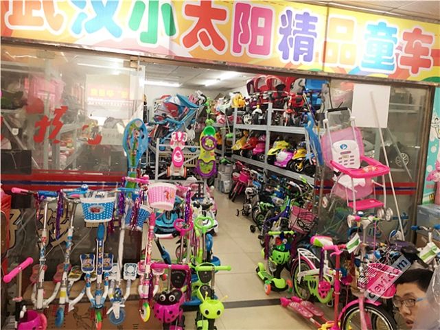 汉正街童装直播间秒杀,汉正街品牌童装直播间