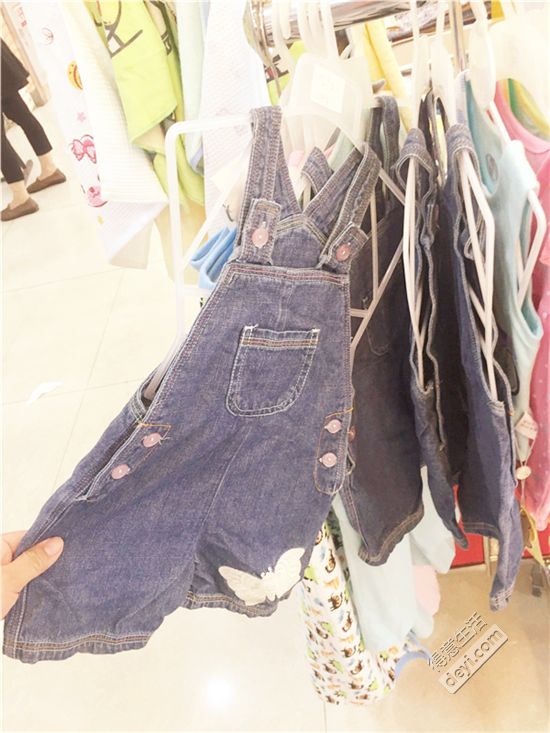 汉正街童装直播间秒杀,汉正街品牌童装直播间